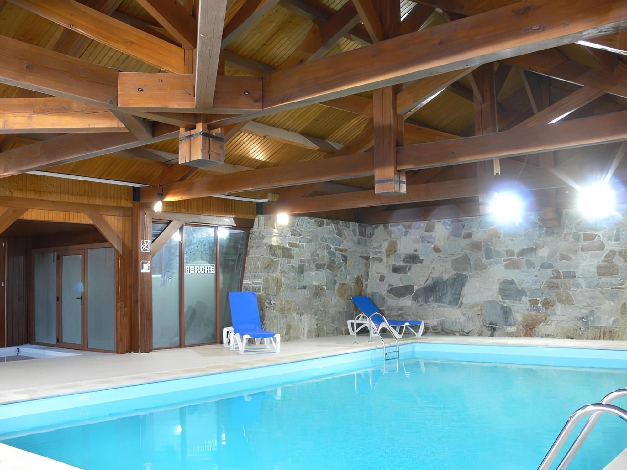 Pleine Nature Pied Pistes Piscine Chauffee Ustou المظهر الخارجي الصورة